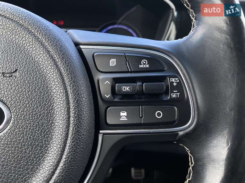 Внедорожник / Кроссовер Kia Niro 2020 в Львове