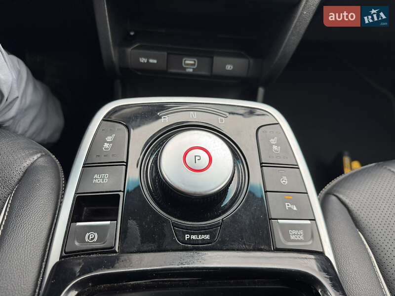 Позашляховик / Кросовер Kia Niro 2020 в Рівному