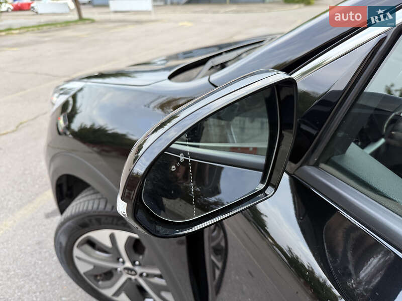 Внедорожник / Кроссовер Kia Niro 2021 в Ровно