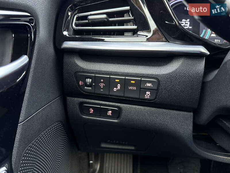 Внедорожник / Кроссовер Kia Niro 2021 в Ровно