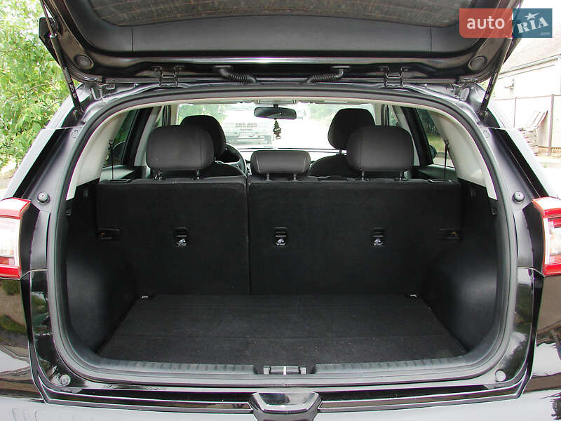 Внедорожник / Кроссовер Kia Niro 2017 в Одессе фото 27 Внедорожник / Кроссовер Kia Niro 2017 в Одессе