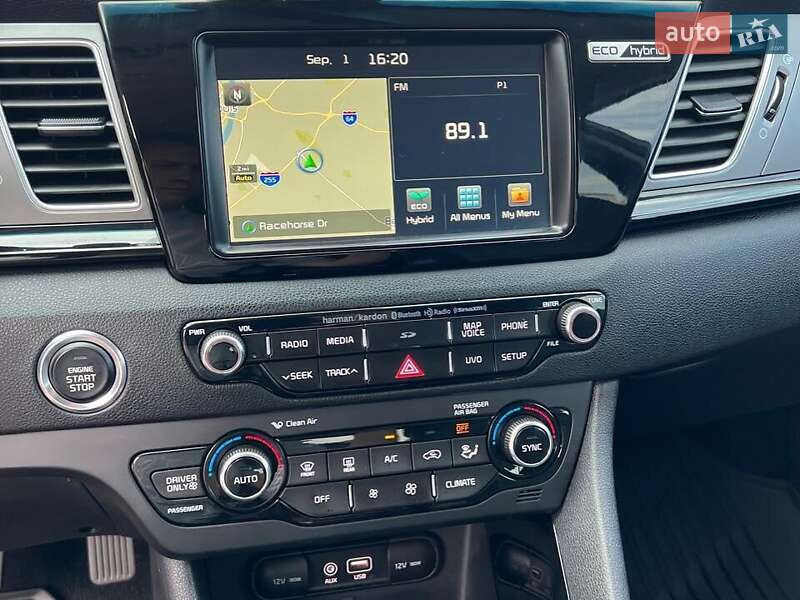 Внедорожник / Кроссовер Kia Niro 2017 в Виннице