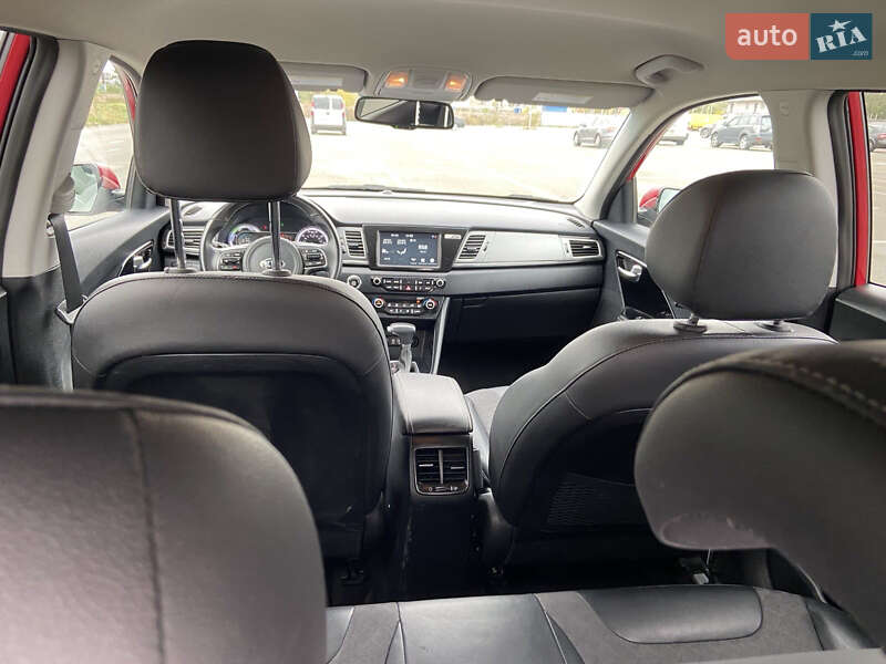 Позашляховик / Кросовер Kia Niro 2018 в Києві