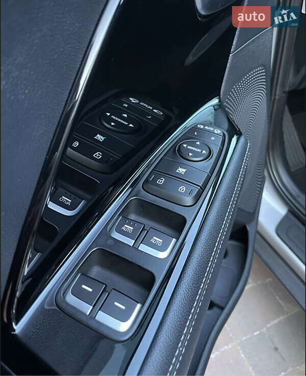 Позашляховик / Кросовер Kia Niro 2020 в Вінниці