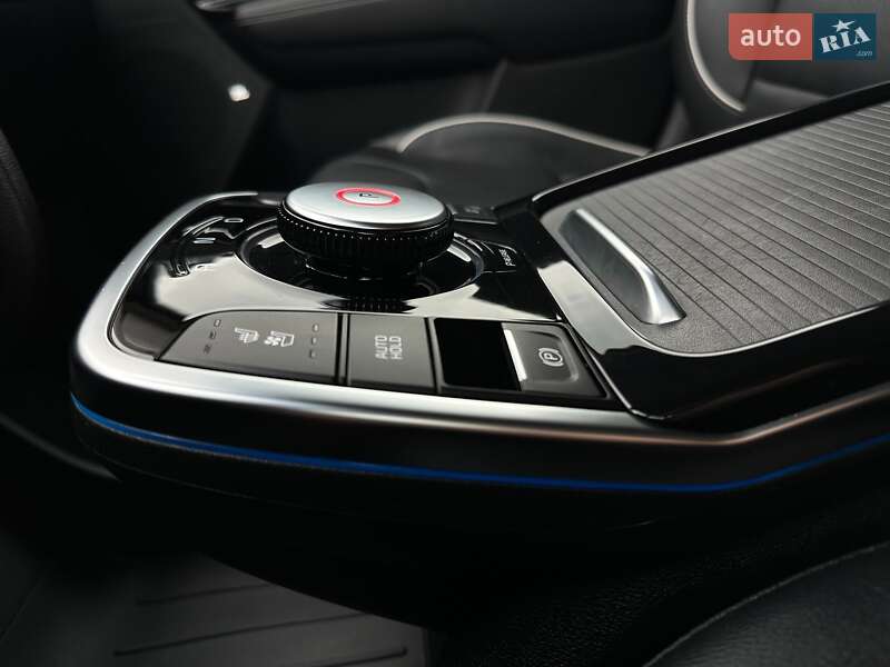 Внедорожник / Кроссовер Kia Niro 2021 в Львове