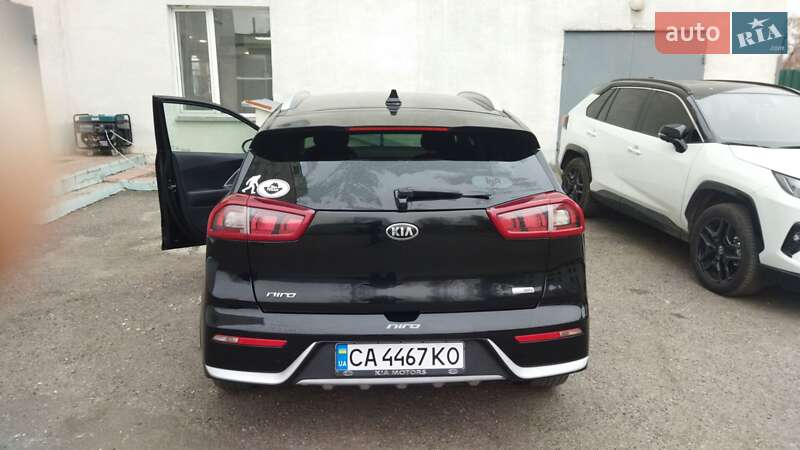 Внедорожник / Кроссовер Kia Niro 2018 в Черкассах