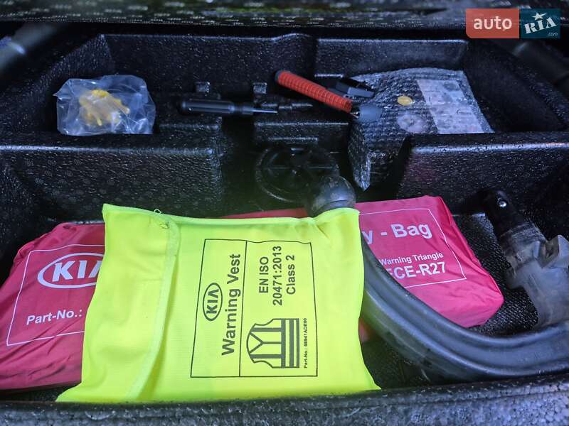 Внедорожник / Кроссовер Kia Niro 2020 в Луцке