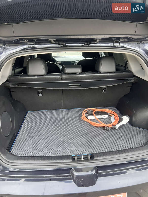 Внедорожник / Кроссовер Kia Niro 2019 в Тернополе