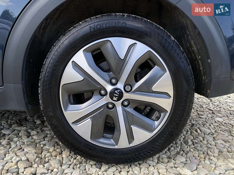 Позашляховик / Кросовер Kia Niro 2020 в Львові фото 26 Позашляховик / Кросовер Kia Niro 2020 в Львові