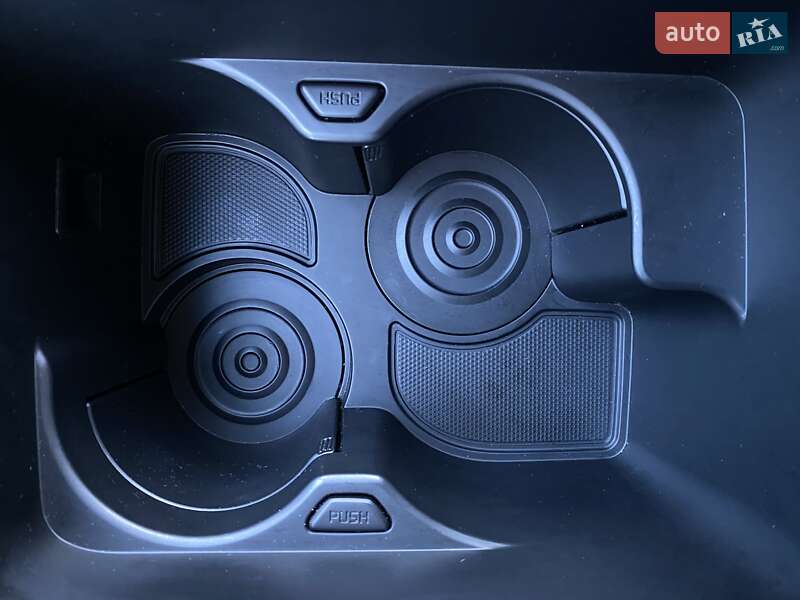 Внедорожник / Кроссовер Kia Niro 2020 в Львове фото 51 Внедорожник / Кроссовер Kia Niro 2020 в Львове