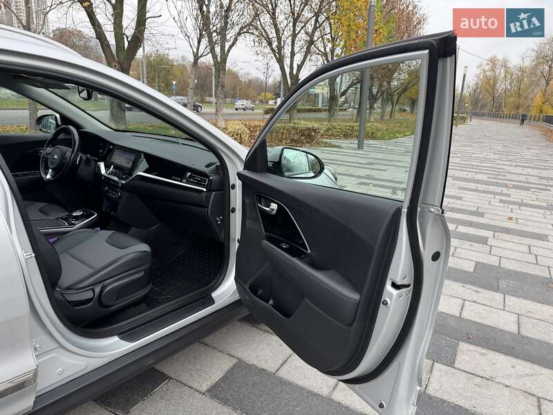 Внедорожник / Кроссовер Kia Niro 2021 в Днепре