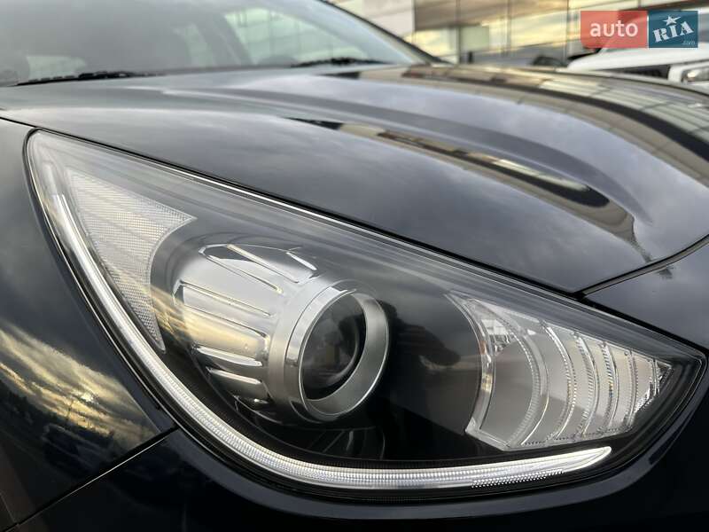 Внедорожник / Кроссовер Kia Niro 2017 в Киеве