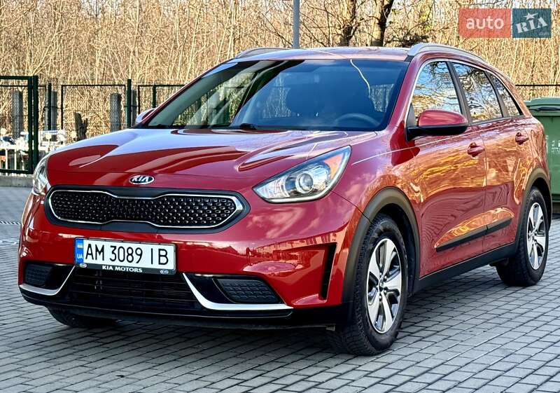 Внедорожник / Кроссовер Kia Niro 2017 в Житомире фото 16 Внедорожник / Кроссовер Kia Niro 2017 в Житомире