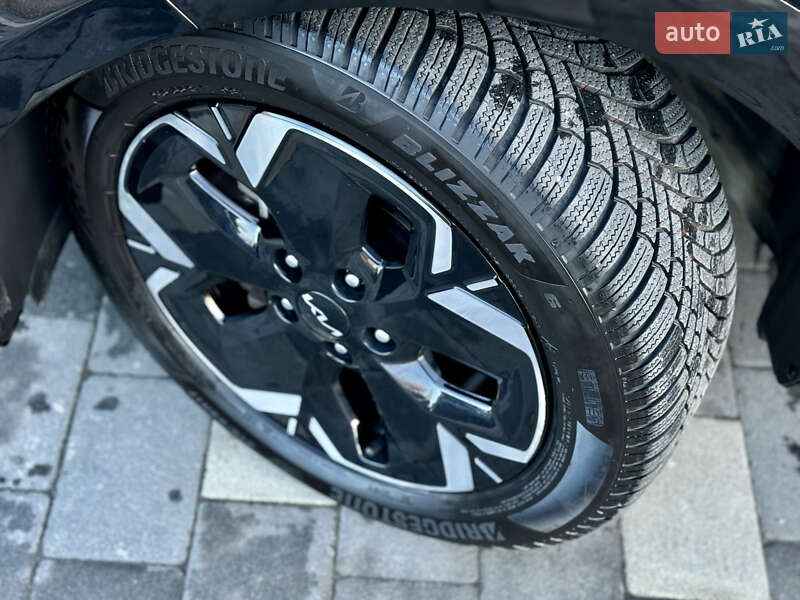 Внедорожник / Кроссовер Kia Niro 2023 в Дрогобыче фото 25 Внедорожник / Кроссовер Kia Niro 2023 в Дрогобыче