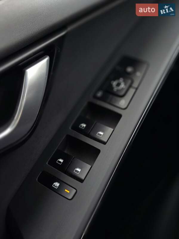 Внедорожник / Кроссовер Kia Niro 2023 в Днепре фото 9 Внедорожник / Кроссовер Kia Niro 2023 в Днепре