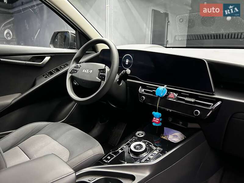 Внедорожник / Кроссовер Kia Niro 2023 в Черновцах