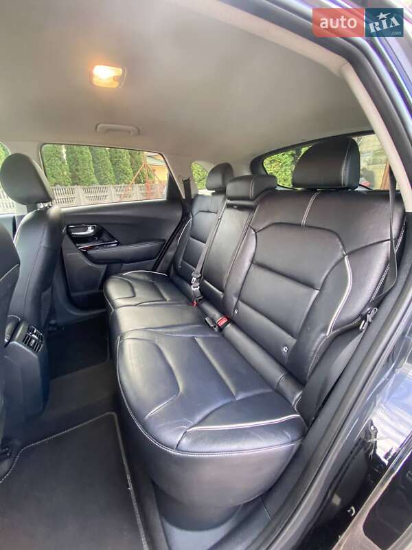 Внедорожник / Кроссовер Kia Niro 2020 в Тернополе