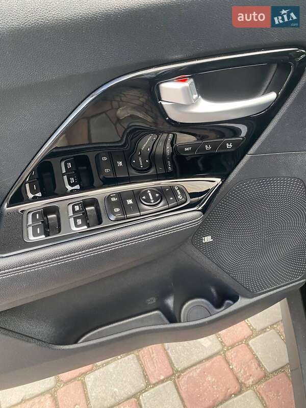 Внедорожник / Кроссовер Kia Niro 2020 в Тернополе