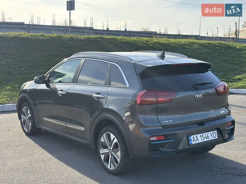 Внедорожник / Кроссовер Kia Niro 2021 в Киеве