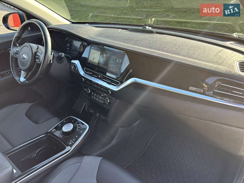 Внедорожник / Кроссовер Kia Niro 2021 в Киеве