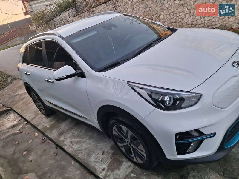 Позашляховик / Кросовер Kia Niro 2021 в Тернополі фото 2 Позашляховик / Кросовер Kia Niro 2021 в Тернополі