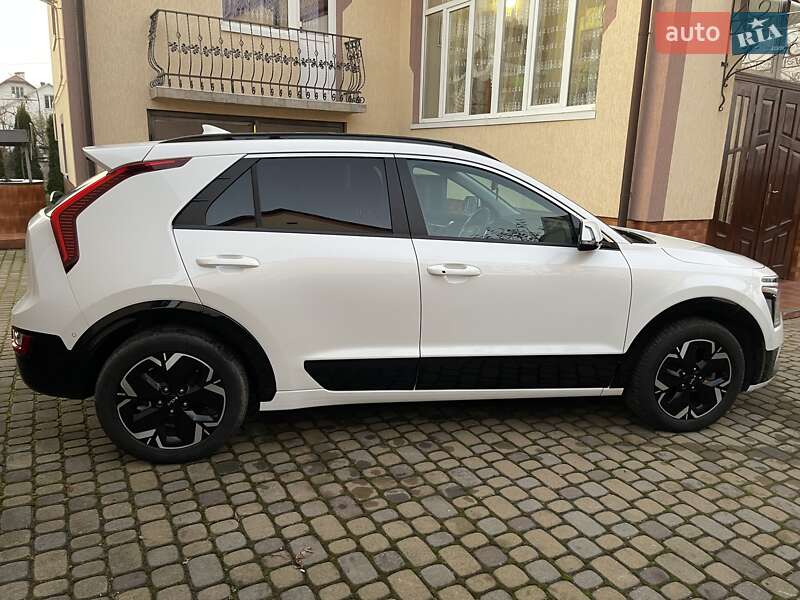 Позашляховик / Кросовер Kia Niro 2022 в Львові фото 11 Позашляховик / Кросовер Kia Niro 2022 в Львові