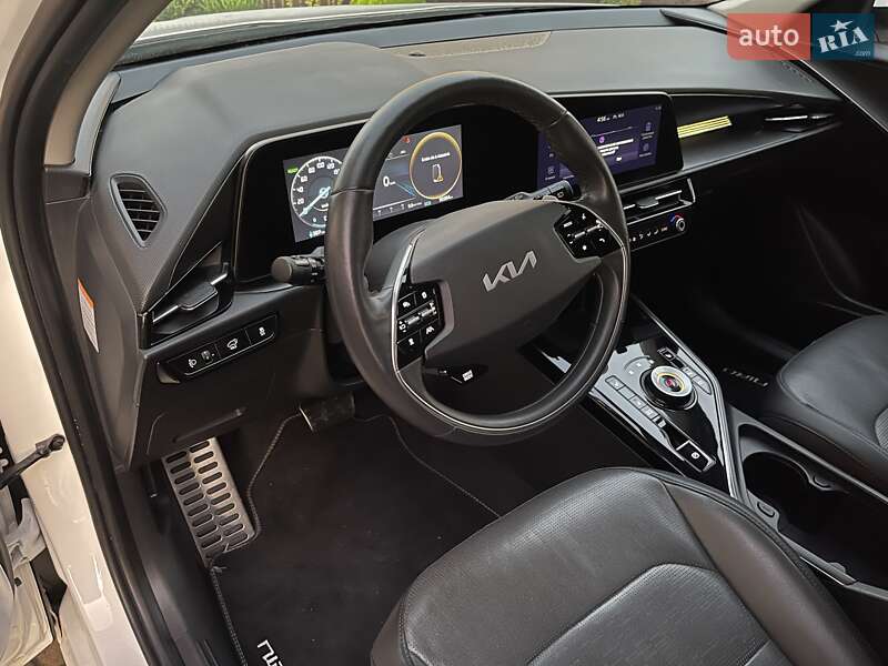 Позашляховик / Кросовер Kia Niro 2022 в Львові фото 28 Позашляховик / Кросовер Kia Niro 2022 в Львові