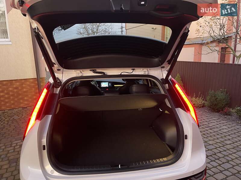 Позашляховик / Кросовер Kia Niro 2022 в Львові фото 42 Позашляховик / Кросовер Kia Niro 2022 в Львові