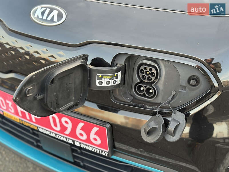 Внедорожник / Кроссовер Kia Niro 2021 в Киеве