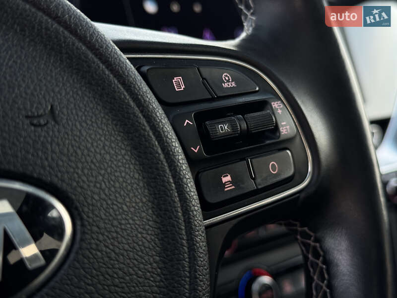 Внедорожник / Кроссовер Kia Niro 2021 в Киеве