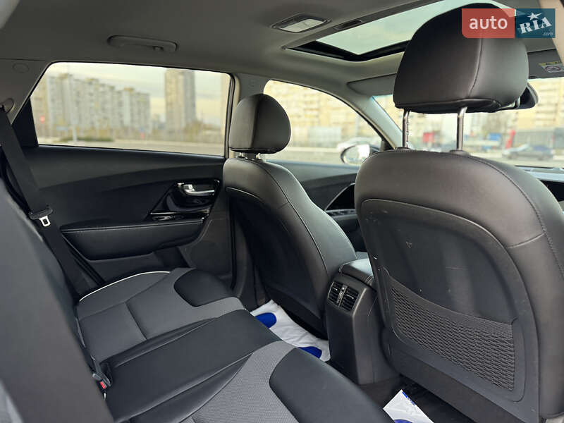 Внедорожник / Кроссовер Kia Niro 2021 в Киеве