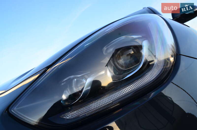 Внедорожник / Кроссовер Kia Niro 2020 в Дрогобыче