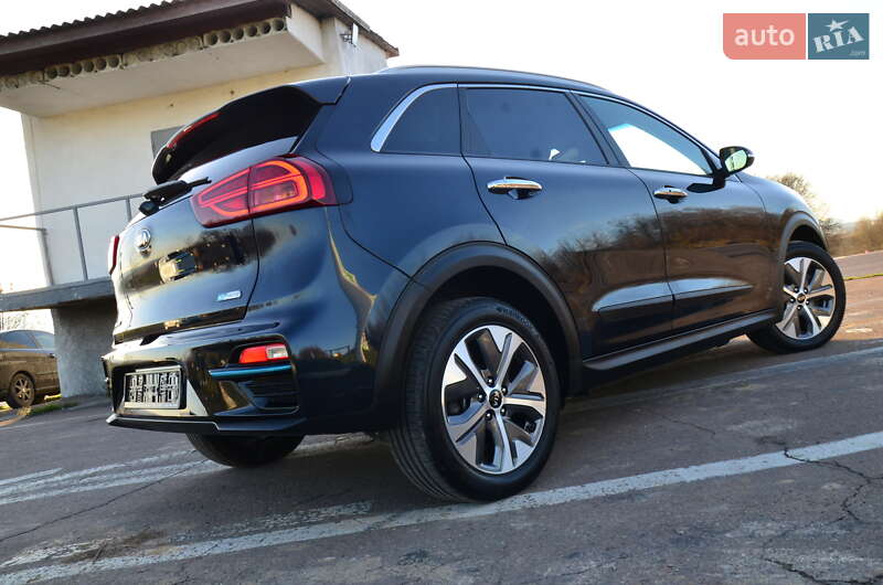 Внедорожник / Кроссовер Kia Niro 2020 в Дрогобыче