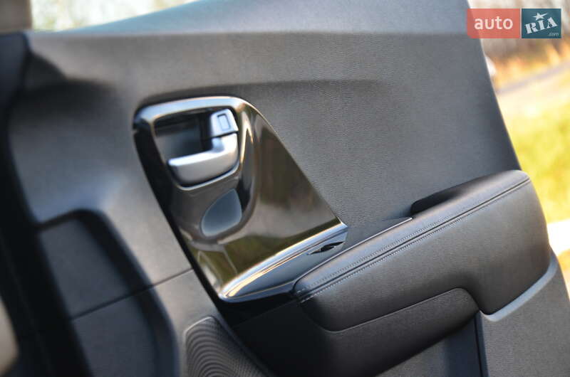 Внедорожник / Кроссовер Kia Niro 2020 в Дрогобыче