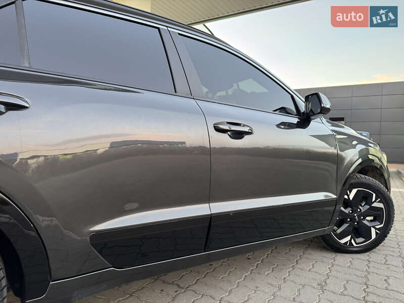 Внедорожник / Кроссовер Kia Niro 2024 в Дрогобыче