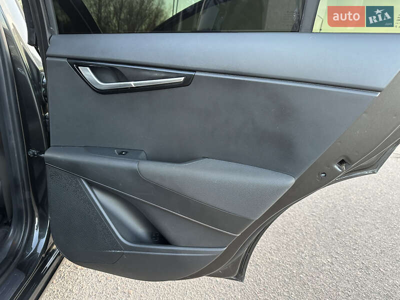 Внедорожник / Кроссовер Kia Niro 2024 в Дрогобыче