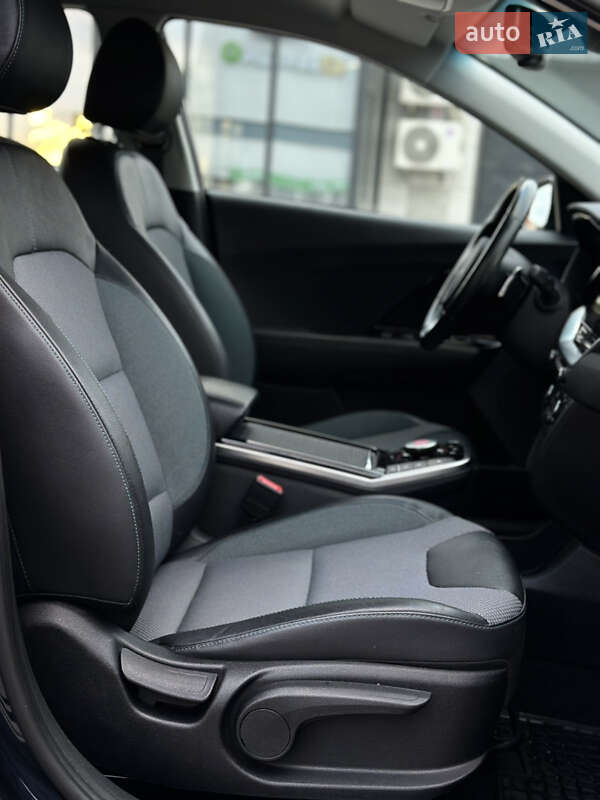 Внедорожник / Кроссовер Kia Niro 2022 в Ровно фото 53 Внедорожник / Кроссовер Kia Niro 2022 в Ровно