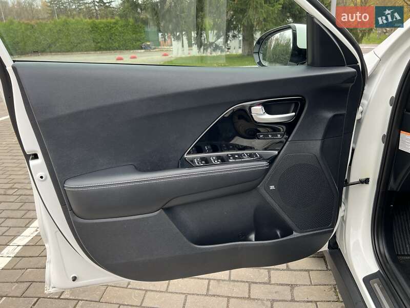 Внедорожник / Кроссовер Kia Niro 2020 в Луцке фото 33 Внедорожник / Кроссовер Kia Niro 2020 в Луцке