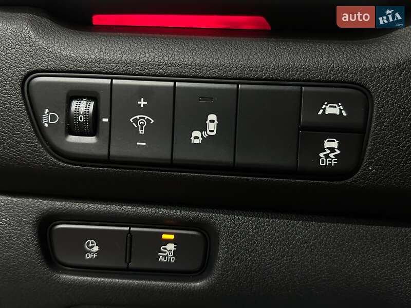 Позашляховик / Кросовер Kia Niro 2022 в Львові