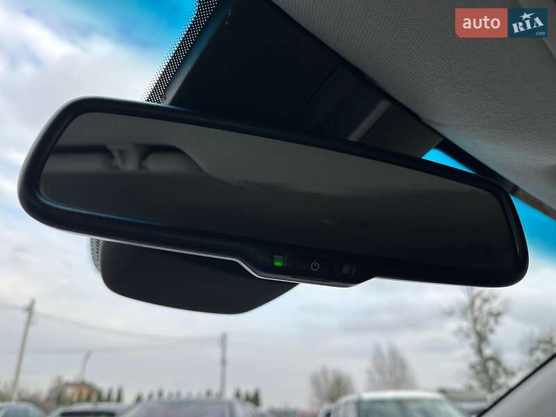 Позашляховик / Кросовер Kia Niro 2022 в Львові