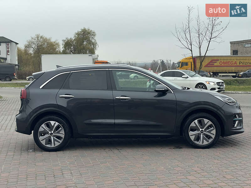 Внедорожник / Кроссовер Kia Niro 2019 в Львове