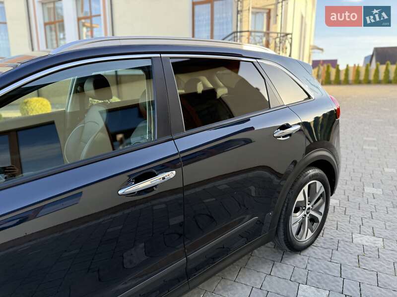 Внедорожник / Кроссовер Kia Niro 2020 в Дрогобыче