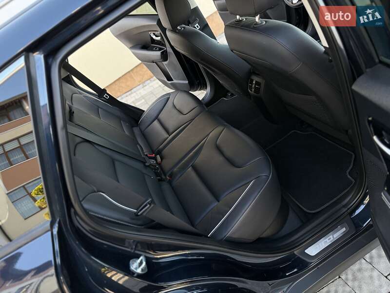 Внедорожник / Кроссовер Kia Niro 2020 в Дрогобыче