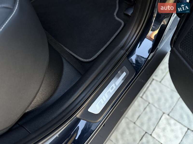 Внедорожник / Кроссовер Kia Niro 2020 в Дрогобыче