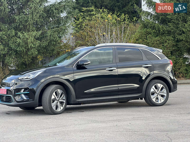 Позашляховик / Кросовер Kia Niro 2020 в Рівному фото 13 Позашляховик / Кросовер Kia Niro 2020 в Рівному