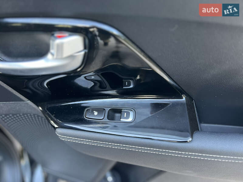 Позашляховик / Кросовер Kia Niro 2020 в Рівному фото 39 Позашляховик / Кросовер Kia Niro 2020 в Рівному