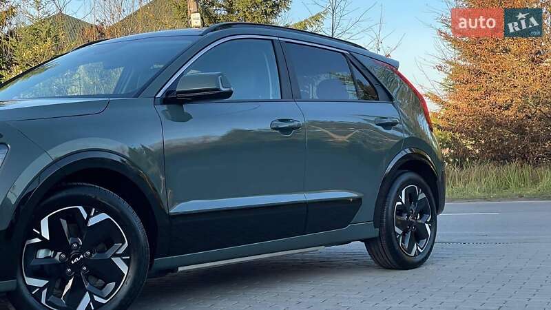 Позашляховик / Кросовер Kia Niro 2024 в Хирові