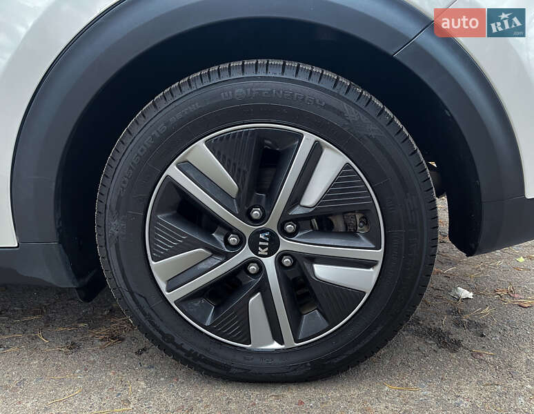 Внедорожник / Кроссовер Kia Niro 2020 в Киеве фото 17 Внедорожник / Кроссовер Kia Niro 2020 в Киеве