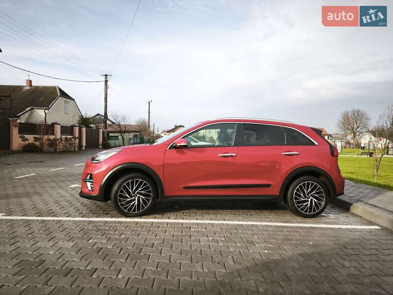 Позашляховик / Кросовер Kia Niro 2019 в Львові