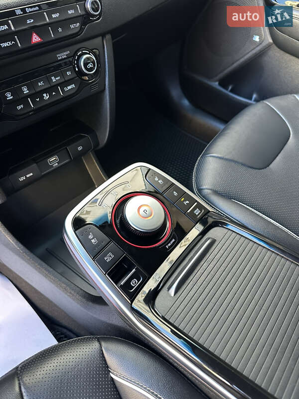 Внедорожник / Кроссовер Kia Niro 2019 в Ивано-Франковске